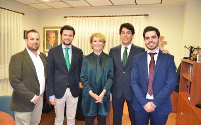 Conferencia de Dña. Esperanza Aguirre