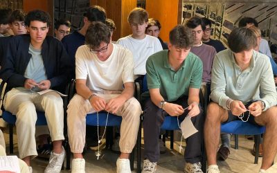 Celebramos el Mes del Rosario