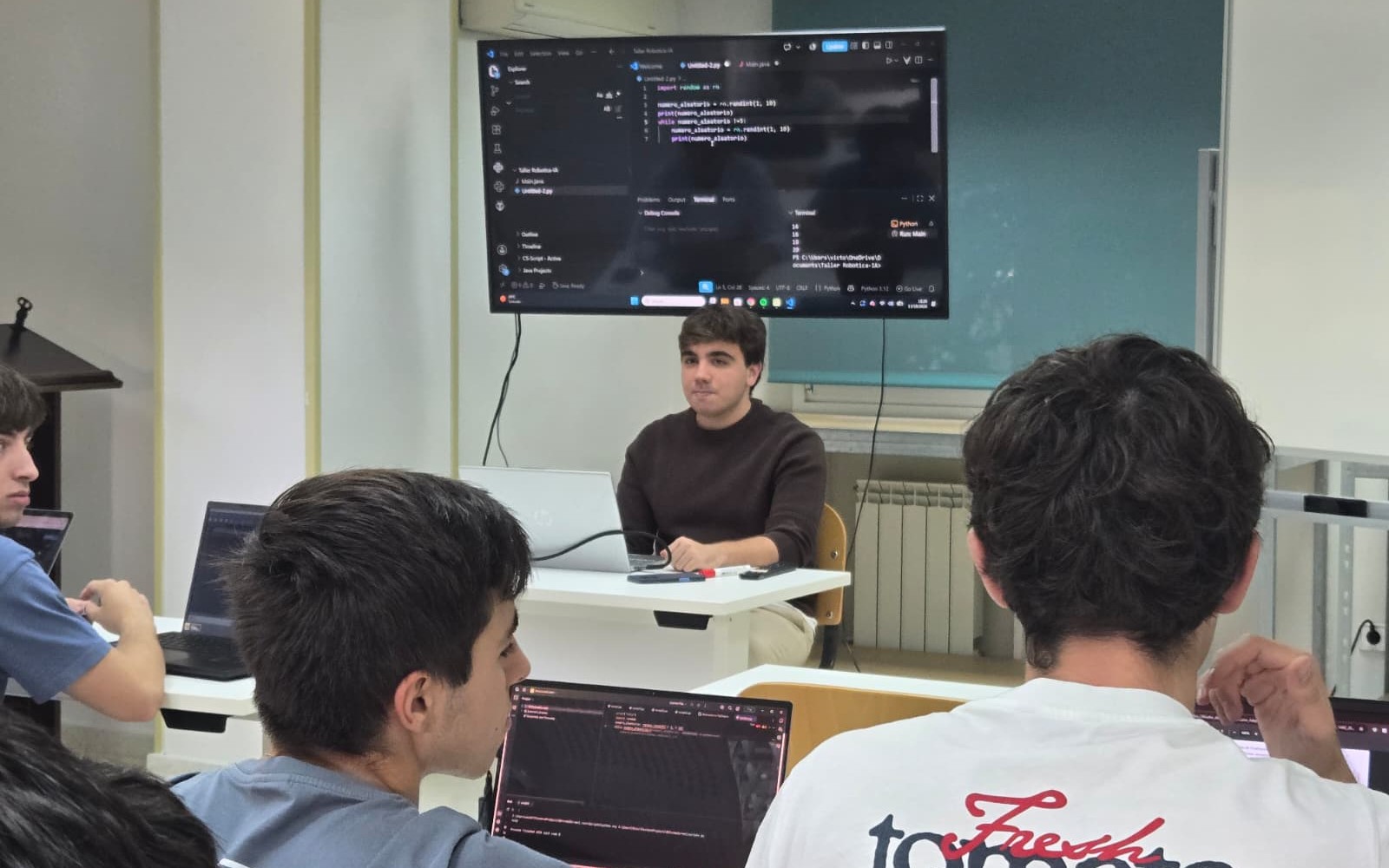 Curso de Porgramación impartido por la comisión de Innovación del Colegio Mayor Alcalá de Madrid