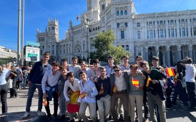 Los colegiales en el Desfile de la Fiesta Nacional 2026