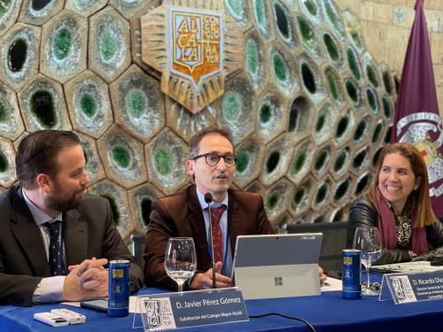 4E923914-FBEF-44EE-9475-D8C2176F696B-2